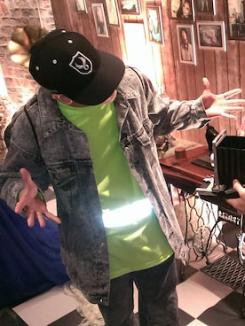 李羽信さんのコーディネート