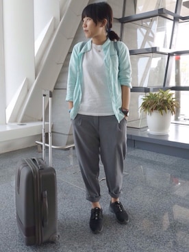 「CASIO」｜「アイテム（その他シューズ）」を使った、Yamiさん（レディース・160cm）の夏コーディネート