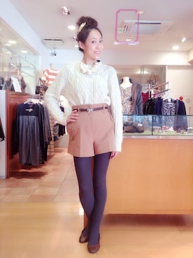 「Sretsis（スレッシス）のアイテム」を使った、瀧ヶ崎志帆さん（レディース・166cm）の秋コーディネート