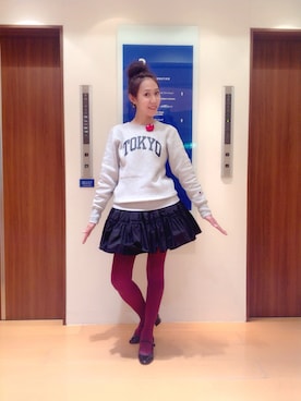 「スエット」｜「アイテム（バレエシューズ）」を使った、瀧ヶ崎志帆さん（レディース・166cm）の冬コーディネート