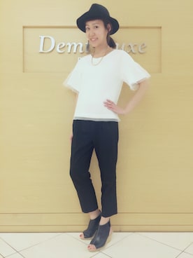 「Ray BEAMS（レイビームス）のアイテム」を使った、瀧ヶ崎志帆さん（レディース・166cm）の春コーディネート