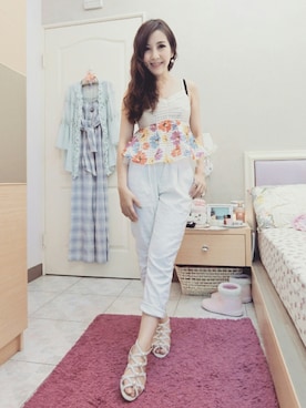 Momo Liuさんのコーディネート