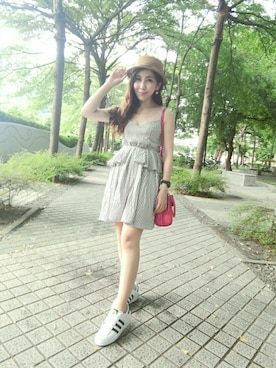 Momo Liuさんのコーディネート