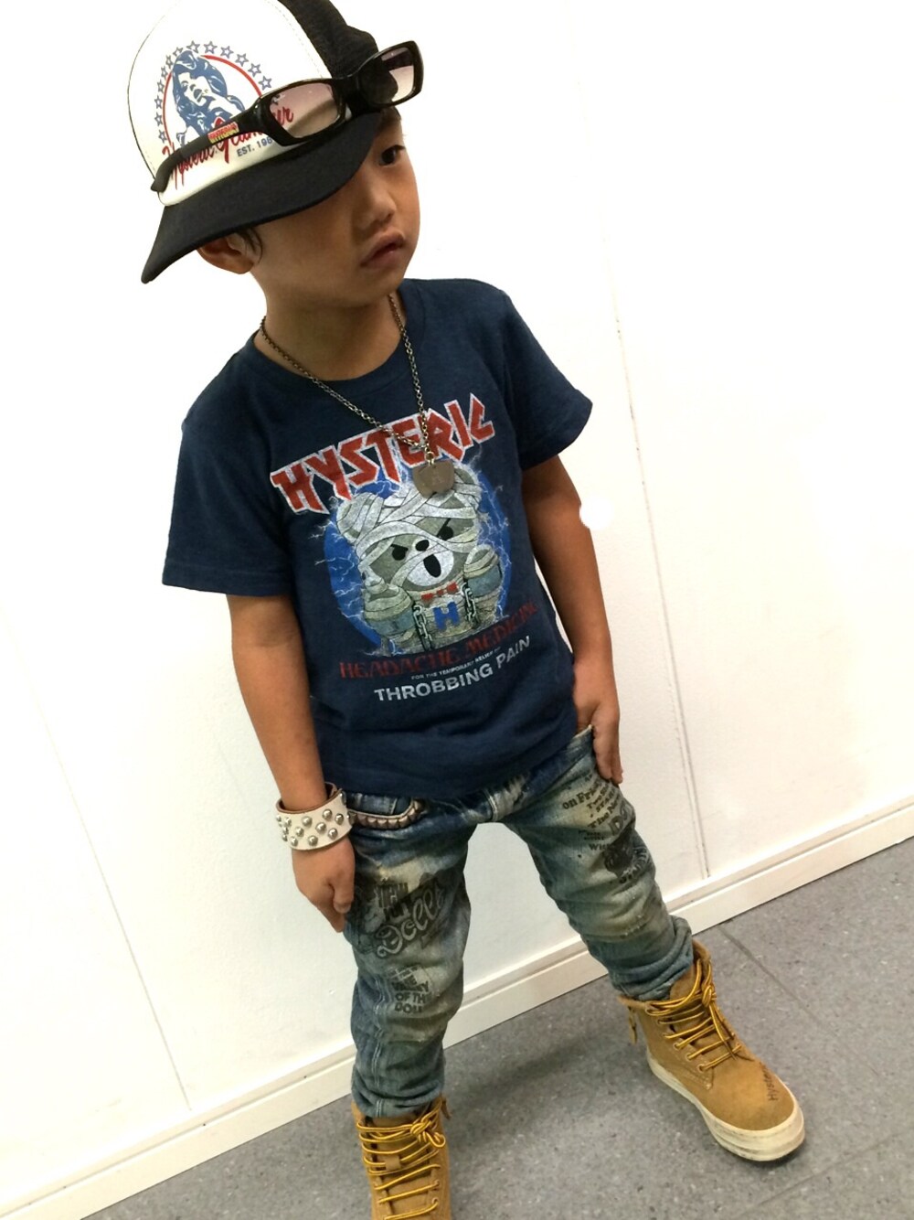 「kids、BOYS、JOEY HYSTERIC、Hysteric Glamour」｜「JOEY HYSTERICのBEAR MAIDEN pt T-SH（Tシャツ/カットソー、ブルー系）」を使った、mokkiさん（キッズ・110cm）の夏コーディネートの1枚目の写真