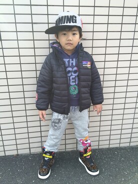 「JAM（ジャム）のアイテム（ナイロンジャケット）」を使った、mokkiさん（キッズ・110cm）の冬コーディネート