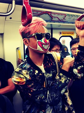 余震東個東さんのコーディネート