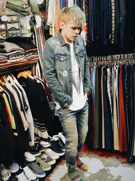 余震東個東さんのコーディネート