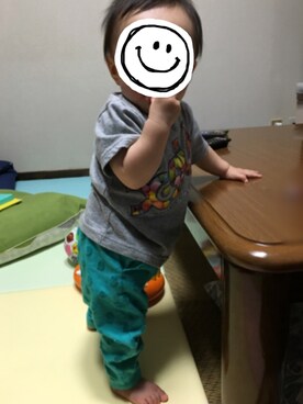 「X-girl Stages（エックスガールステージス）のS/S TEE SWEETS LOGO（Tシャツ/カットソー、グレー系）」を使った、haruさん（キッズ・80cm）の夏コーディネート