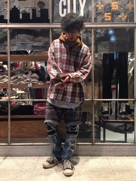 「CLUCT（クラクト）のアイテム（パンツ）」を使った、Kennyさん（メンズ・171cm）の冬コーディネート
