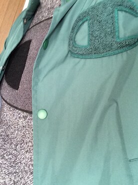 「アイテム（ナイロンジャケット、グリーン系）」を使った、tsumeさん（メンズ・177cm）の冬コーディネート