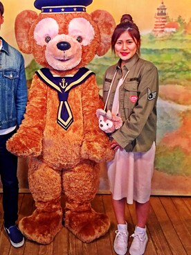 「ホワイトスニーカー」｜「アイテム（ワンピース/ドレス）」を使った、小寺 敦未さん（レディース・156cm）の春コーディネート
