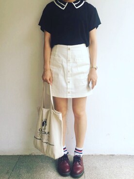 「TITTY&CO.（ティティーアンドコー）のアイテム（デニムスカート、ホワイト系）」を使った、tohanさん（レディース・161cm）の夏コーディネート