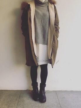「31 Sons de mode（トランテアン　ソン　ドゥ　モード）の刺繍台形スカート 		（スカート、ホワイト系）」を使った、tohanさん（レディース・161cm）の冬コーディネート