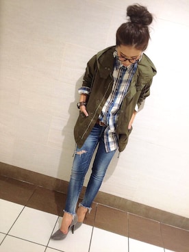 「Ungrid（アングリッド）のフレイドヘムストスリ（デニムパンツ）」を使った、KASUMIさん（レディース・161cm）の秋コーディネート