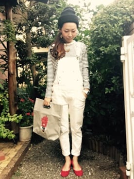 「赤い靴」｜「アイテム（オールインワン・サロペット）」を使った、asamiiiinさん（レディース・160cm）の秋コーディネート