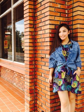 Elaine鄧洢玲さんのコーディネート