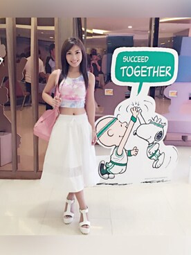 Elaine鄧洢玲さんのコーディネート