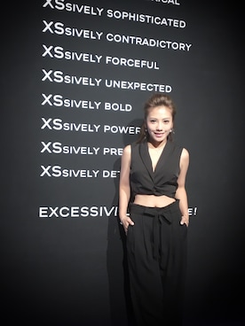 「ZALORA（-）のアイテム（ジャケット/アウター）」を使った、Elaine鄧洢玲さん（レディース・158cm）の秋コーディネート