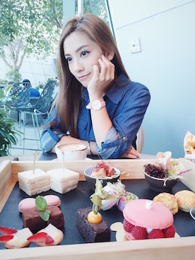 「ZALORA（-）のアイテム（つなぎ/オールインワン）」を使った、Elaine鄧洢玲さん（レディース・158cm）の秋コーディネート