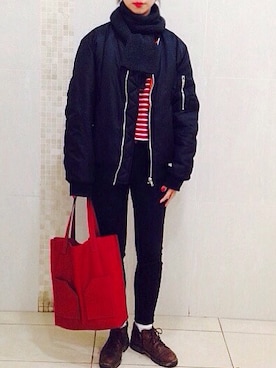 yjeeさんのコーディネート