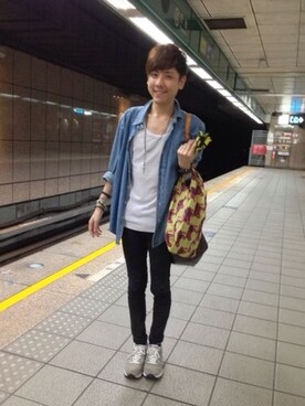 「new balance（スニーカー、グレー系）」を使った、Peter さん（メンズ・168cm）の夏コーディネート