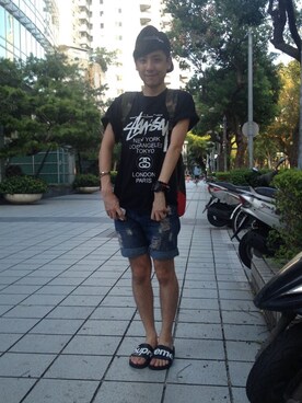 「Herschel （バックパック/リュック、レッド系）」を使った、Peter さん（メンズ・168cm）の夏コーディネート