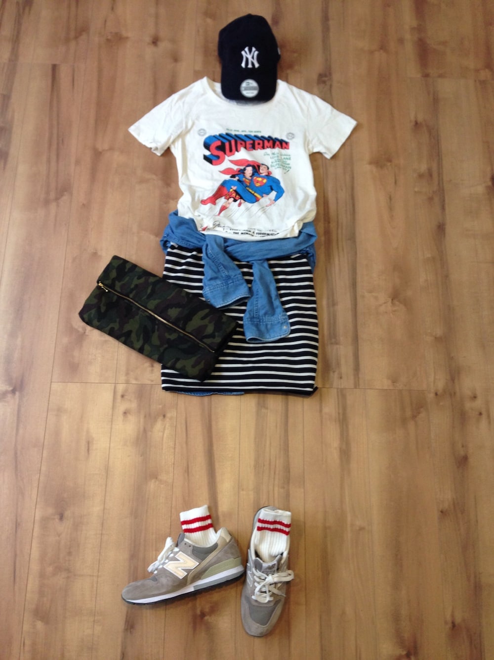 「ウォーキングスタイル、白Tシャツ、ちびっこの会」｜「NEW BALANCEの【NEW BALANCE】MRL996（スニーカー、グレー系）」を使った、miki☻さん（レディース・148cm）の夏コーディネートの1枚目の写真