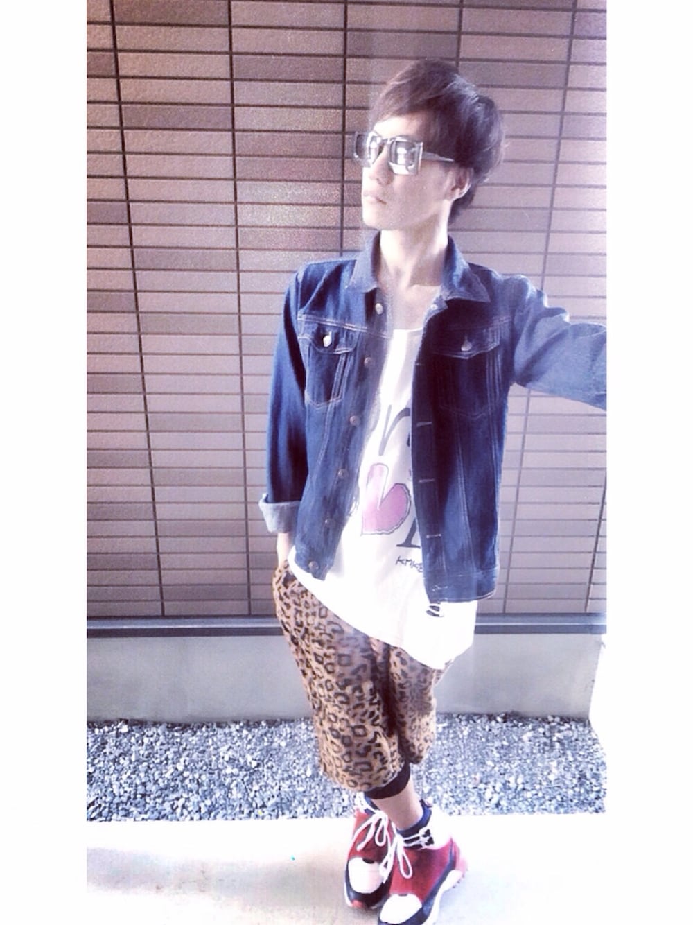 「ピクニック」｜「JOHN LAWRENCE SULLIVANのJohn sullivan x orphic（スニーカー、ホワイト系）」を使った、kenwajapan2さん（メンズ・163cm）の春コーディネートの1枚目の写真