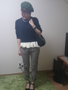 「ぺプラムトップス」｜「アイテム（ハンチング/ベレー帽）」を使った、ろびこさん（レディース・155cm）の秋コーディネート