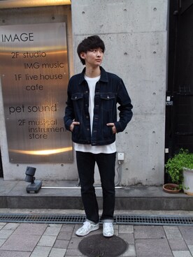 「UNIQLO（ユニクロ）のアイテム（Tシャツ/カットソー、ホワイト系）」を使った、247さん（メンズ・181cm）の春コーディネート
