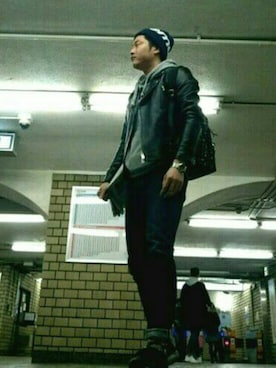 「BEAMS（ビームス）のアイテム（その他シューズ）」を使った、瑞谷さん（メンズ・177cm）の冬コーディネート