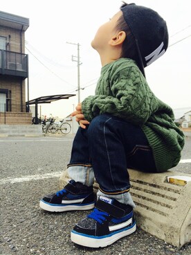 「BREEZE（ブリーズ）のアイテム（デニムパンツ、ブルー系）」を使った、ayahrさん（キッズ）の春コーディネート