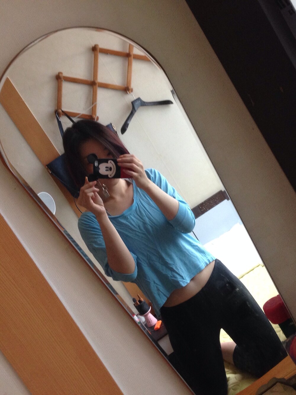 「FOREVER 21、asics」｜「FOREVER 21のtop（ジャージ、その他）」を使った、subinさん（レディース・162cm）の夏コーディネートの1枚目の写真