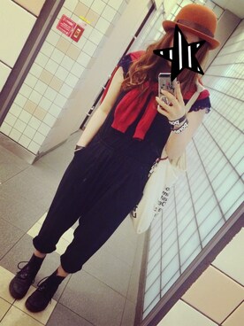 「赤いカーディガン」｜「アイテム（つなぎ/オールインワン）」を使った、Ｃ＊さん（レディース・161cm）の秋コーディネート