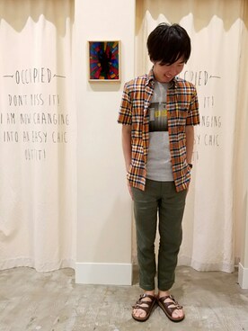 「coen（コーエン）のインドマドラスチェック半袖シャツ（シャツ/ブラウス、ブラウン系）」を使った、ポメたろう。【coen】さん（メンズ・166cm）の夏コーディネート