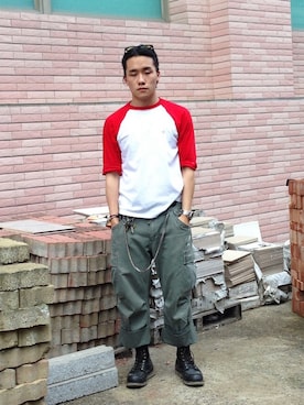「D&G（ディーアンドジー）のアイテム（ウォレットチェーン）」を使った、C.W.Lさん（メンズ・175cm）の春コーディネート
