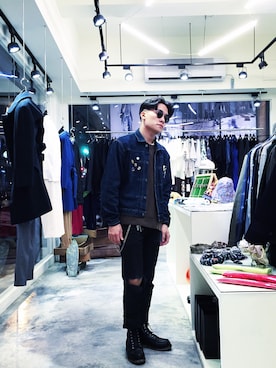 「D&G（ディーアンドジー）のアイテム（ウォレットチェーン）」を使った、C.W.Lさん（メンズ・175cm）の秋コーディネート