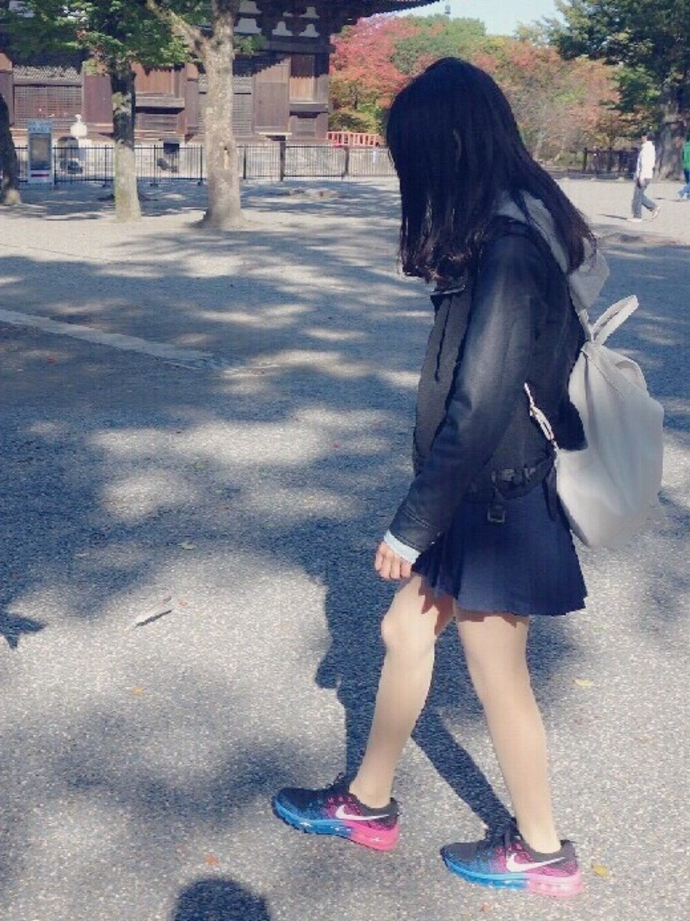 「ライダース、ナイキスニーカー、スニーカー、NIKE、京都」｜「X-girlのNIKE WMNS NIKE FLYKNIT MAX（スニーカー）」を使った、ぽ       んさん（レディース・157cm）の冬コーディネートの1枚目の写真