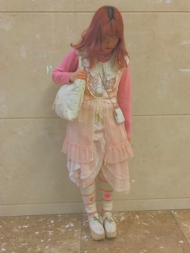「keisuke kanda（ケイスケカンダ）のアイテム（バッグ）」を使った、hikariさん（レディース・160cm）の冬コーディネート