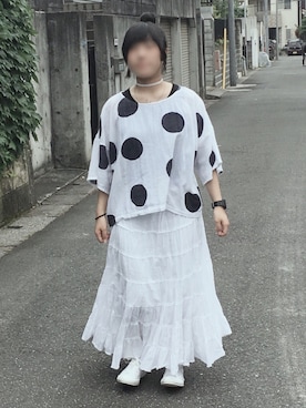 「白いスニーカー」｜「アイテム（腕時計）」を使った、豆子さん（レディース・149cm）の春コーディネート