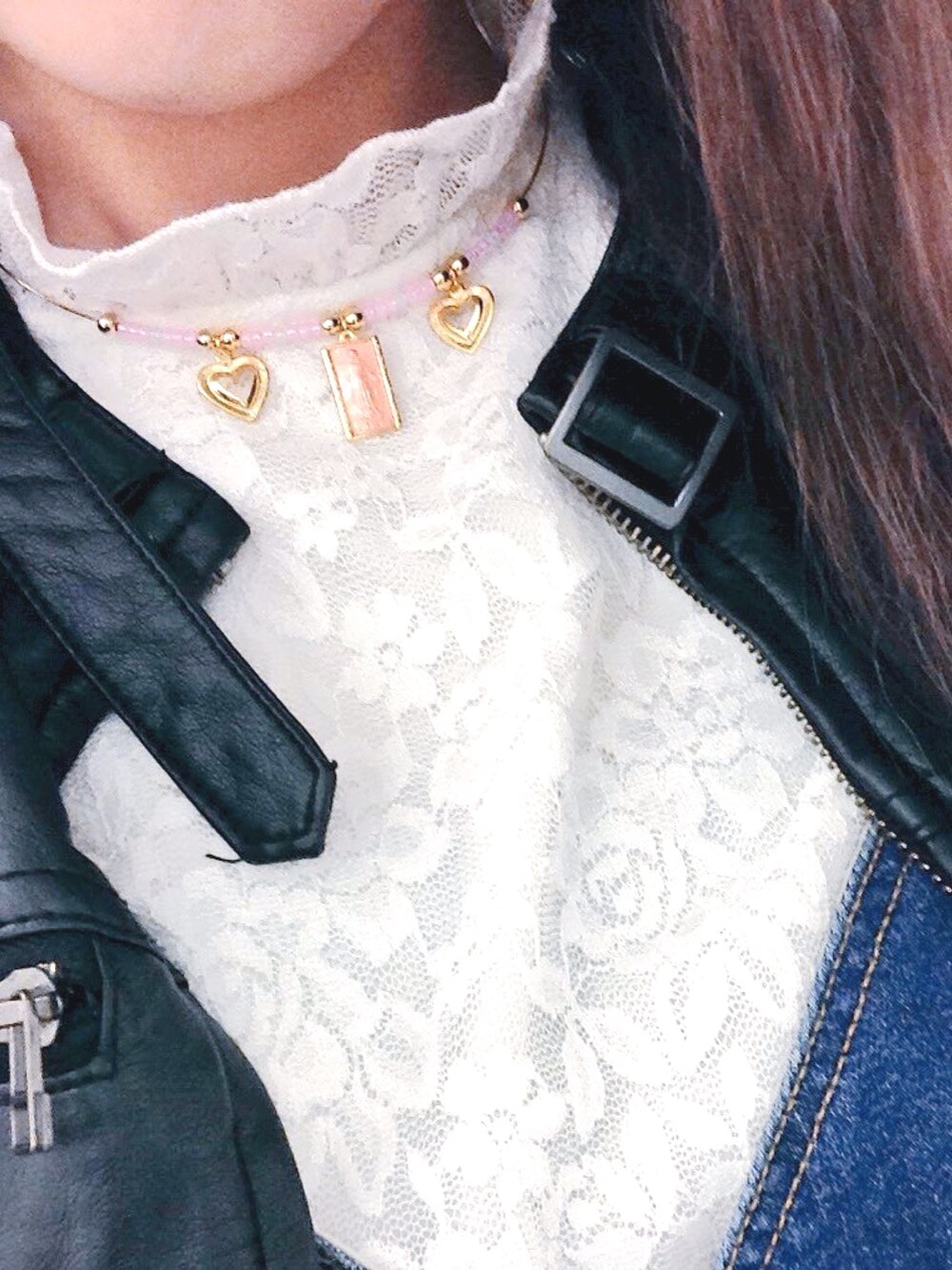 「レース、チョーカー、grace、ガーリー」｜「graceのアイテム（ネックレス、ピンク系）」を使った、Kanaさん（レディース・161cm）の春コーディネートの1枚目の写真