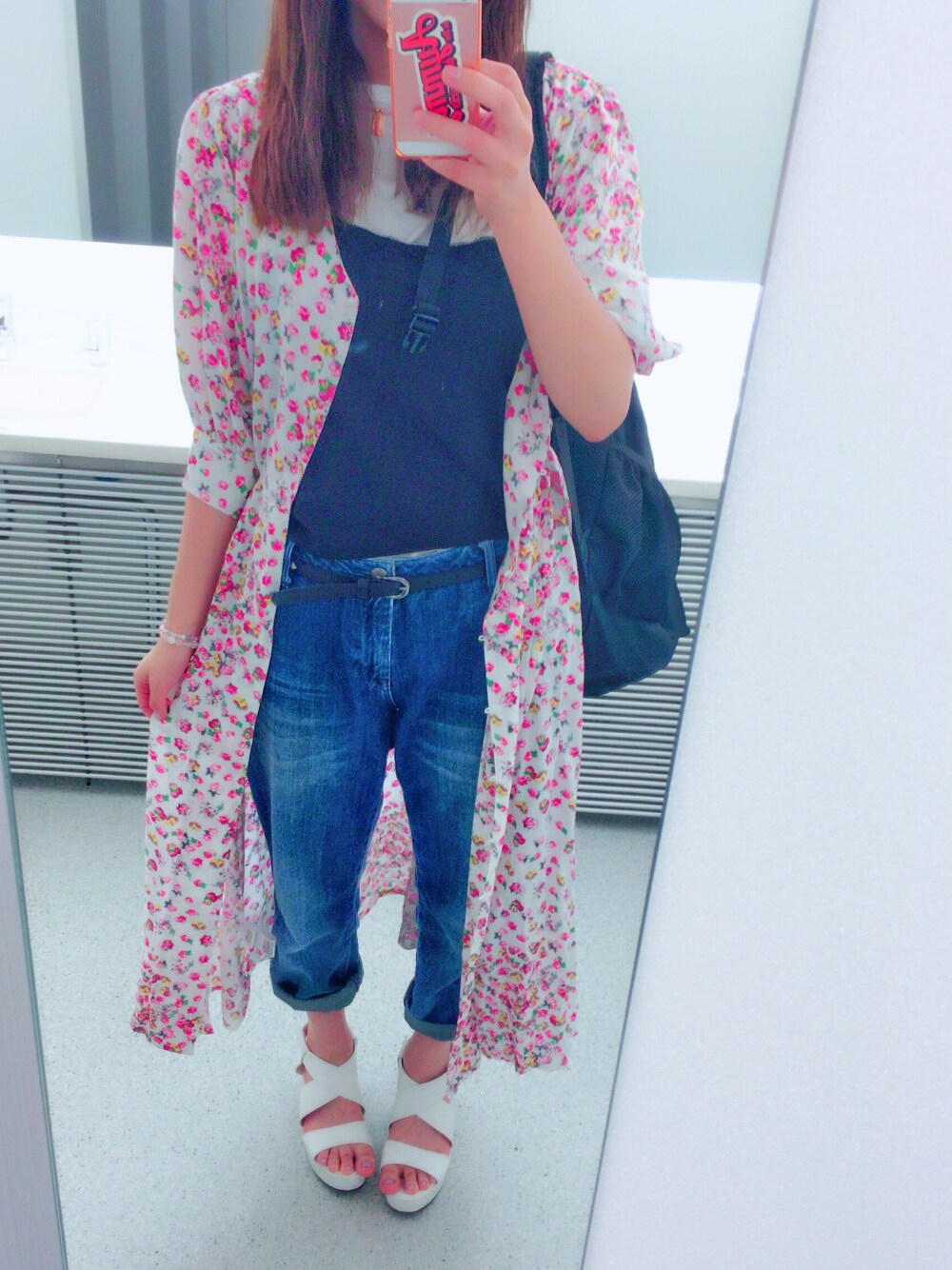 「Aymmy in the batty girls、WEGO、花柄、ガウン、ガウンワンピース、ワンピース、シンプル」｜「WEGOのアイテム（ワンピース、その他）」を使った、Kanaさん（レディース・161cm）の春コーディネートの1枚目の写真