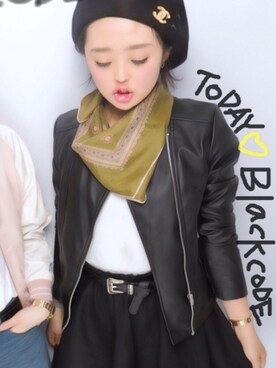 「OZOC（オゾック）のアイテム（ライダースジャケット）」を使った、KAORIさん（レディース・162cm）の春コーディネート