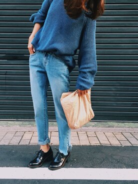 「Ameri（アメリ）のアイテム（クラッチバッグ）」を使った、黒石奈央子さん（レディース・152cm）の秋コーディネート