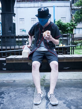 「DEMARCOLAB（デマルコラブ）のアイテム（キャップ）」を使った、LarryBarlowさん（メンズ・179cm）の夏コーディネート