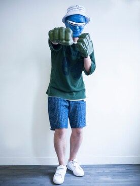 「DEMARCOLAB（デマルコラブ）のアイテム（パンツ）」を使った、LarryBarlowさん（メンズ・179cm）の秋コーディネート