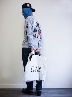 「DEMARCOLAB（デマルコラブ）のアイテム（キャップ）」を使った、LarryBarlowさん（メンズ・179cm）の秋コーディネート