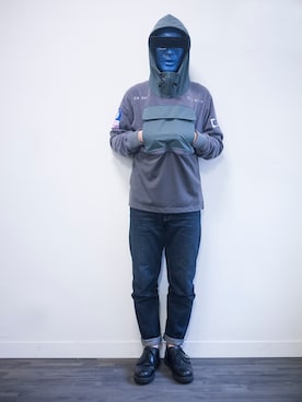 「DEMARCOLAB（デマルコラブ）のアイテム（パンツ）」を使った、LarryBarlowさん（メンズ・179cm）の秋コーディネート