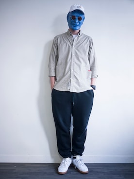 「DEMARCOLAB（デマルコラブ）のアイテム（トップス）」を使った、LarryBarlowさん（メンズ・179cm）の秋コーディネート