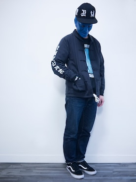 「DEMARCOLAB（デマルコラブ）のアイテム（その他アウター）」を使った、LarryBarlowさん（メンズ・179cm）の冬コーディネート